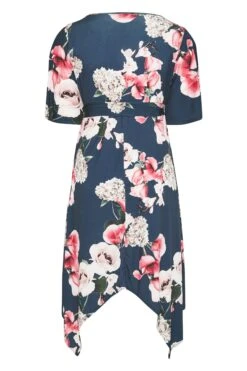 YOURS LONDON - Midi-jurk Met Bloemen & Asymmetrische Zoom In Donkerblauw 13 YOURS LONDON - Midi-jurk Met Bloemen & Asymmetrische Zoom In Donkerblauw -NAOMI Kleding Winkel 02a577ac ac82 41 161321 BK