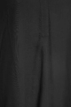 LIMITED COLLECTION - Jurk Met Korte Mouwen En Hals Met Inkeping In Zwart -NAOMI Kleding Winkel 07224616 aa44 48 213530 Z