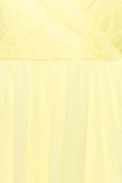 YOURS LONDON - Maxi-jurk Met Omslag & Kant In Geel 11 YOURS LONDON - Maxi-jurk Met Omslag & Kant In Geel -NAOMI Kleding Winkel 11df3113 8d5f 42 161894 Z