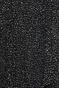 YOURS LONDON - Geplooide Maxi-jurk Met Stippenprint In Zwart 11 YOURS LONDON - Geplooide Maxi-jurk Met Stippenprint In Zwart -NAOMI Kleding Winkel 15ed0fef 864b 41 162083 Z