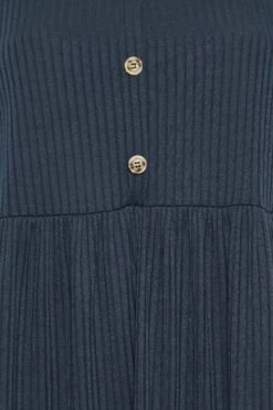 LIMITED COLLECTION - Geribbelde Midi-jurk Met Vierkante Hals & Knoopdetail In Donkerblauw -NAOMI Kleding Winkel 19517e17 839a 4a 215630 Z