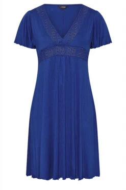 Midi-jurk Met Gehaakte Inzet In Blauw 12 Midi-jurk Met Gehaakte Inzet In Blauw -NAOMI Kleding Winkel 1f47d424 6f92 49 300846 X