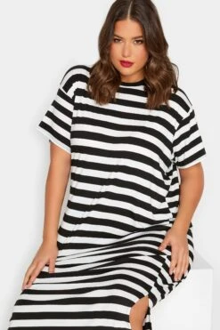 LIMITED COLLECTION - Gestreepte Maxi-jurk Met Korte Mouwen In Zwart/wit -NAOMI Kleding Winkel 261acd25 4389 4f 215617 D