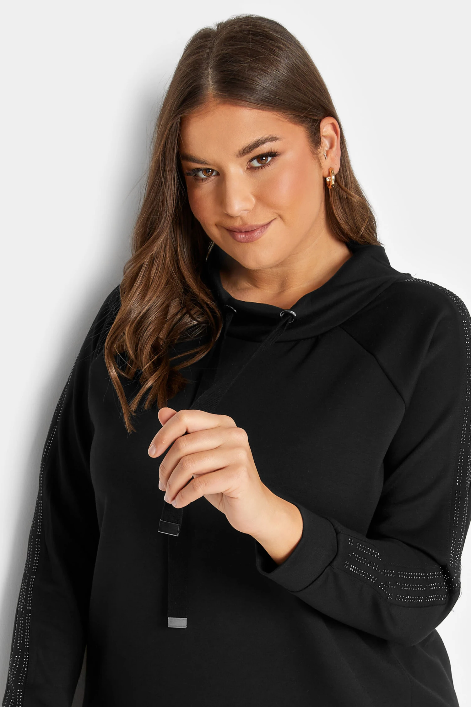 YOURS - Hoodie-jurk Met Zakken In Zwart 5 YOURS - Hoodie-jurk Met Zakken In Zwart - Afbeelding 3