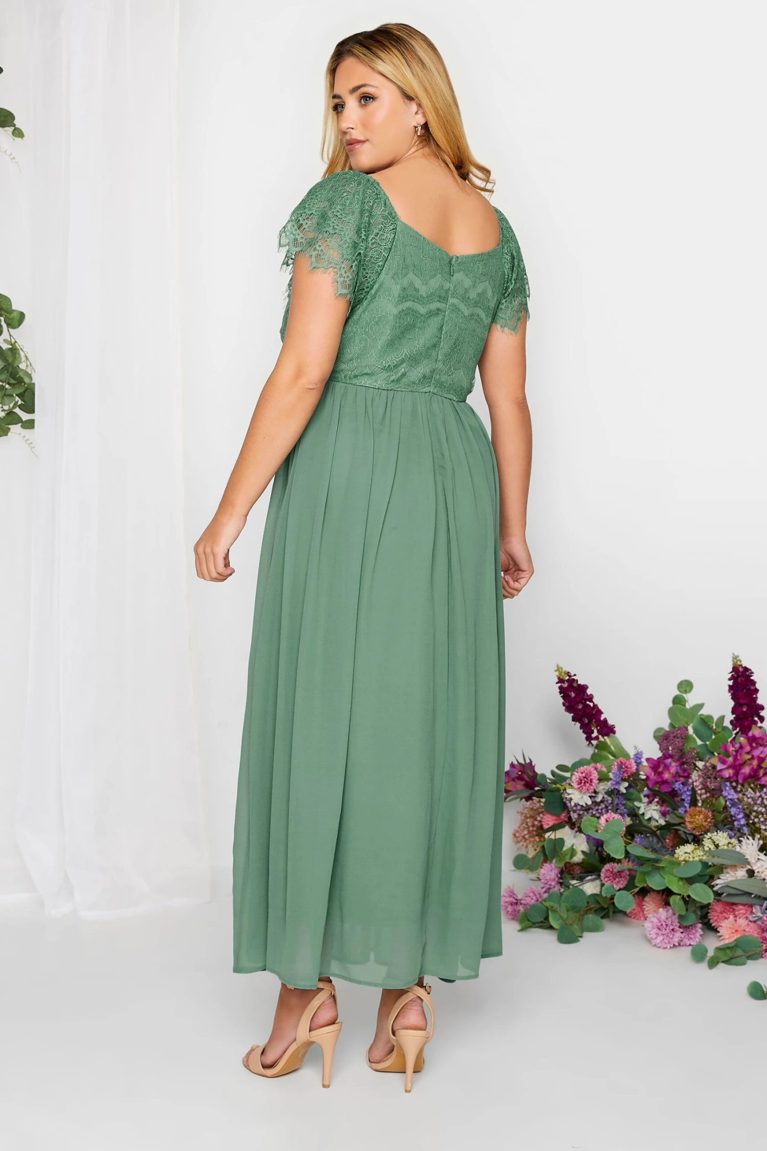 YOURS LONDON - Maxi-jurk Met Omslag & Kant In Groen 3 YOURS LONDON - Maxi-jurk Met Omslag & Kant In Groen - Afbeelding 2