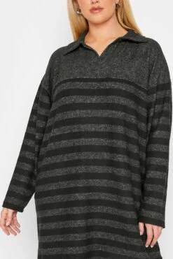 YOURS LUXURY - Soft Touch Jurk Met Strepen & Open Kraag In Zwart -NAOMI Kleding Winkel 42e46377 c860 41 301485 E