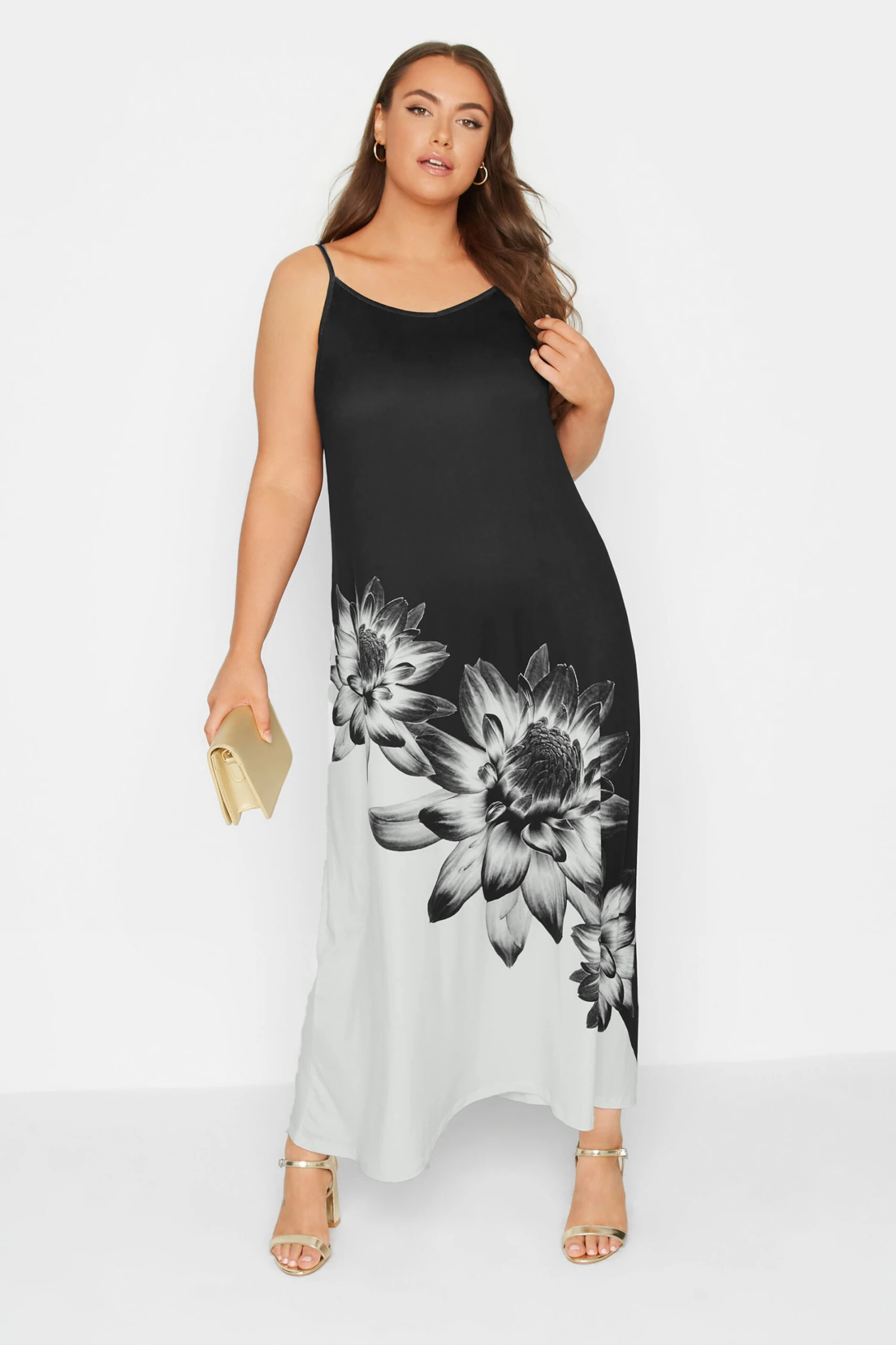 Maxi-jurk Met Cami-bandjes En Bloemenprint In Zwart & Wit 3 Maxi-jurk Met Cami-bandjes En Bloemenprint In Zwart & Wit