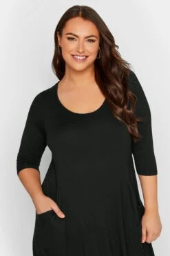 YOURS - Midi-jurk Met Stretch & Zijzakken In Zwart 10 YOURS - Midi-jurk Met Stretch & Zijzakken In Zwart -NAOMI Kleding Winkel 54500d17 8f44 4b 137518 D