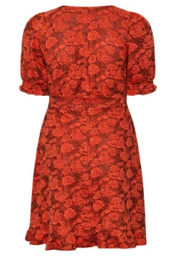 Jurk Met Bloemendetail, V-hals & Ruchedetail In Rood -NAOMI Kleding Winkel 63e6b704 f376 4c 174139 Y