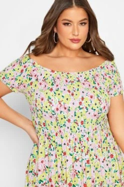 YOURS - Maxi-jurk Met Bloemmotief, Smokwerk En Bardothals In Wit -NAOMI Kleding Winkel 6ee644c8 aade 4f 137342 D