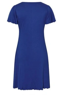 Midi-jurk Met Gehaakte Inzet In Blauw 13 Midi-jurk Met Gehaakte Inzet In Blauw -NAOMI Kleding Winkel 6f4c1767 ff2c 47 300846 Y