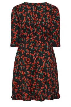 YOURS LONDON - Jurk Met Bloemetjes & V-hals In Zwart En Rood 13 YOURS LONDON - Jurk Met Bloemetjes & V-hals In Zwart En Rood -NAOMI Kleding Winkel 6fe2ca3f ffc9 40 161845 Y
