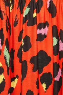 LIMITED COLLECTION - Aangerimpelde Midaxi-jurk Met Luipaardprint In Rood -NAOMI Kleding Winkel 74c00a2e 2ca0 4d 215757 Z