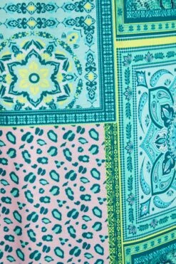 LIMITED COLLECTION - Cami-jurk Met Tegelprint & Zijsplit In Blauw -NAOMI Kleding Winkel 8ff0dd51 bc14 44 214927 Z