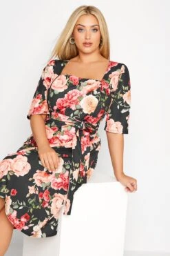 YOURS LONDON - Jurk Met Bloemen, Vierkante Hals En Tailleband In Zwart & Roze -NAOMI Kleding Winkel 98f3b1d2 a418 43 161792 D