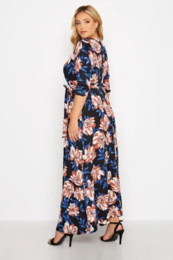 Maxi-jurk Met Bloemenprint & V-hals In Blauw En Zwart -NAOMI Kleding Winkel 9c623dd0 b98d 44 301153 C
