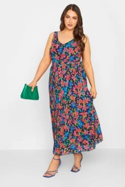YOURS LONDON - Geplooide Maxi-jurk Met Bloemmotief In Zwart/blauw -NAOMI Kleding Winkel a64748c1 137c 43 162021 C