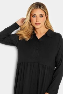 Midi-jurk Met Knoopdetail & Print Op De Zoom In Zwart 10 Midi-jurk Met Knoopdetail & Print Op De Zoom In Zwart -NAOMI Kleding Winkel ab76067f 2235 45 301160 D