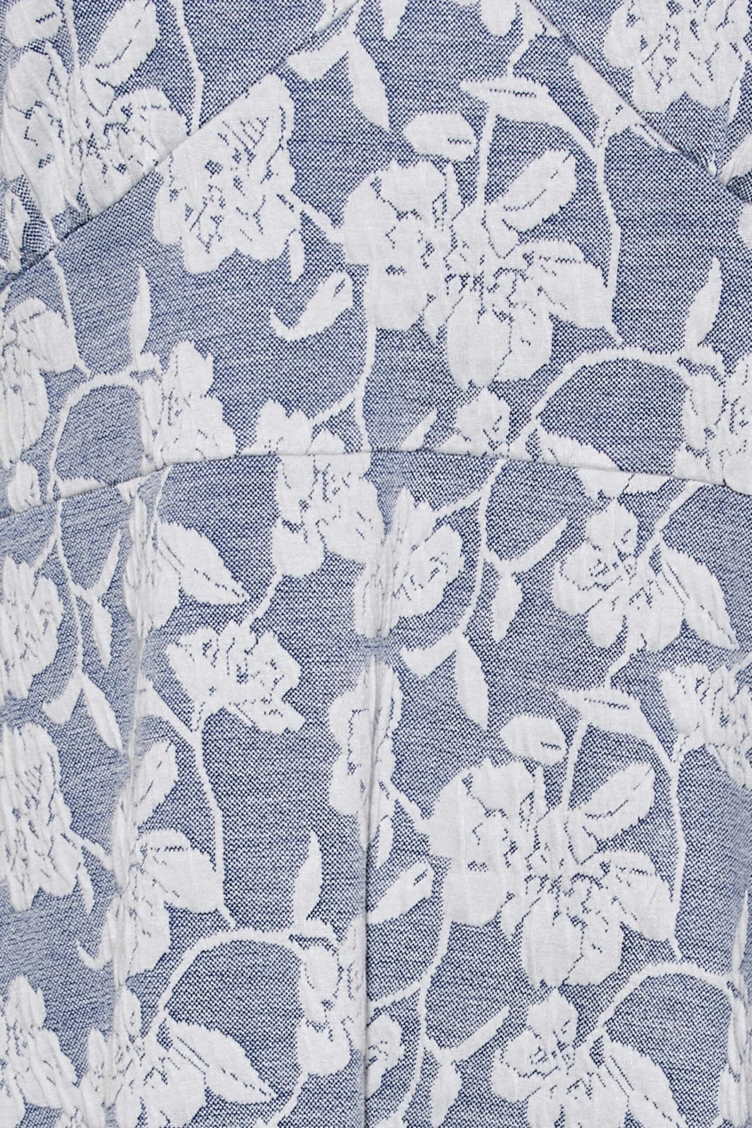 Jurk Met Bloemendetail, V-hals & Ruchedetail In Lichtblauw 6 Jurk Met Bloemendetail, V-hals & Ruchedetail In Lichtblauw - Afbeelding 4