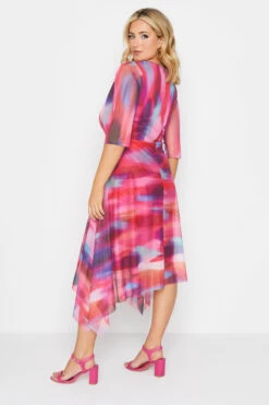 YOURS LONDON - Asymmetrische Mesh-jurk Met Abstracte Print In Roze -NAOMI Kleding Winkel b1cff0d8 9921 4b 162121 C