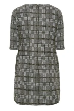 Soft Touch Geruite Jurk Met Zakken & Rits Op De Achterkant In Zwart -NAOMI Kleding Winkel b845a4ad b008 4d 301507 Y