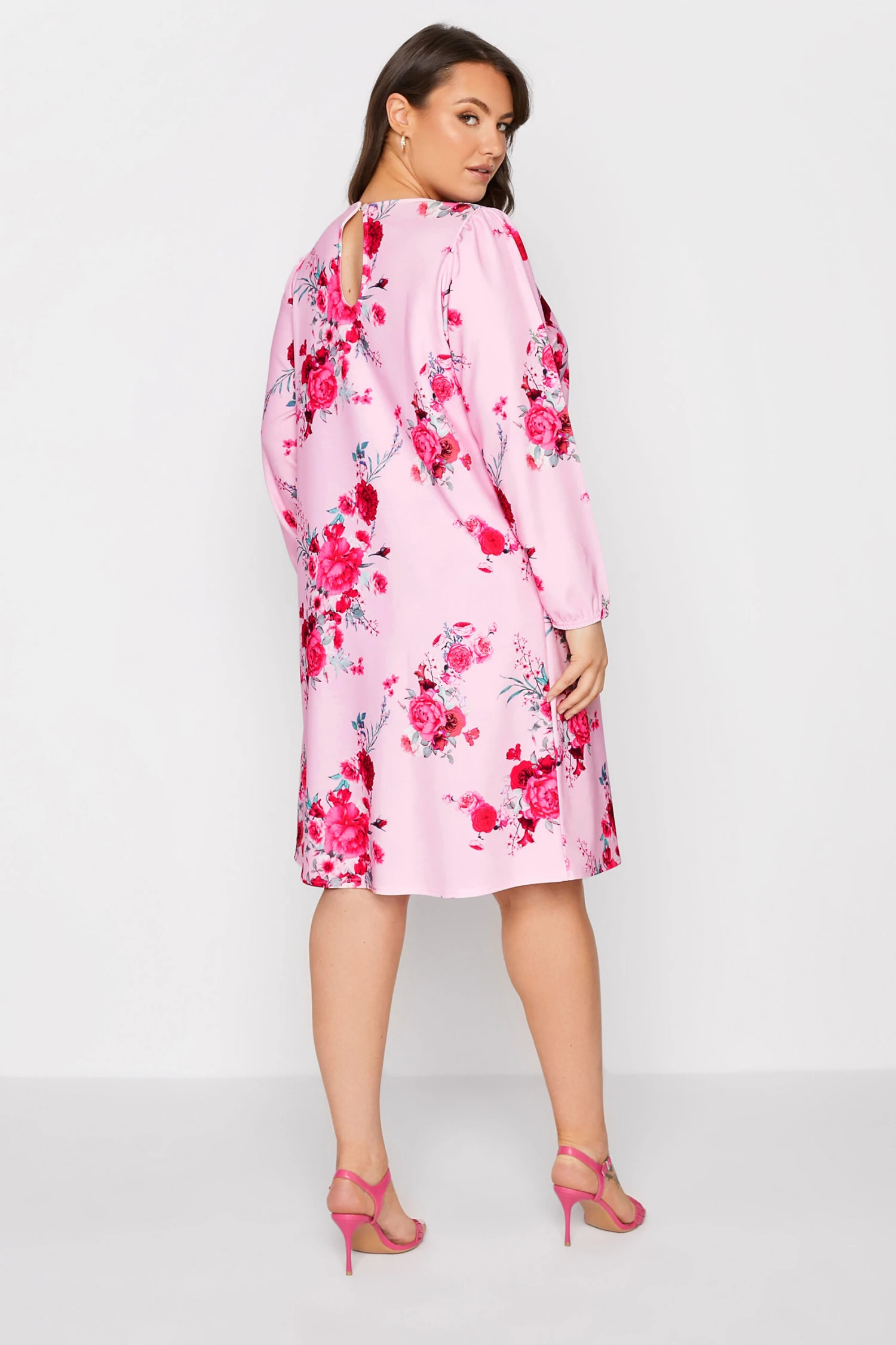 YOURS LONDON - Shift-jurk Met Bloemenprint & Lange Mouwen In Roze 4 YOURS LONDON - Shift-jurk Met Bloemenprint & Lange Mouwen In Roze - Afbeelding 2