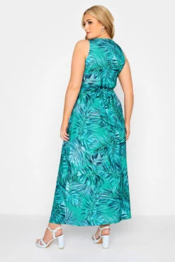 YOURS LONDON - Maxi-jurk Met Tropische Print & Knoopdetail In Groen 9 YOURS LONDON - Maxi-jurk Met Tropische Print & Knoopdetail In Groen -NAOMI Kleding Winkel bf6dc807 eab4 49 161331 C