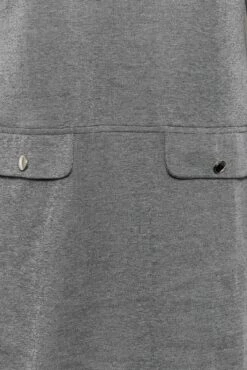 Gebreide Jurk Met Korte Mouwen & Nepzakken In Grijs -NAOMI Kleding Winkel bfc45b21 012a 47 174227 Z