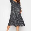 BUMP IT UP MATERNITY - Aangerimpelde Jurk Met Bloemetjes En Knoopdetail In Zwart -NAOMI Kleding Winkel cbf16f30 17ed 43 158296 A