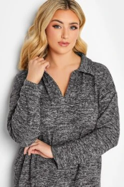 Soft Touch Midi-jurk Met Open Kraag In Gemêleerd Donkergrijs 10 Soft Touch Midi-jurk Met Open Kraag In Gemêleerd Donkergrijs -NAOMI Kleding Winkel cd6afdbe 061a 42 301511 D