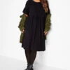 Geribbelde Smock Jurk Met Korte Mouwen In Zwart -NAOMI Kleding Winkel d072d970 b46d 40 137244 BR