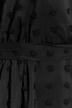 YOURS LONDON - Midi-jurk Met Dobby-textuur & Pofmouwen In Zwart -NAOMI Kleding Winkel dffa261f bbaa 43 161709 Z