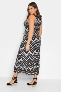 YOURS LONDON - Mouwloze Maxi-jurk Met Geo-print In Zwart -NAOMI Kleding Winkel f26d9068 c0c2 4d 161589 C
