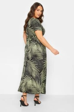 YOURS - Maxi-jurk Met Bladerprint, Omslag & Korte Mouwen In Groen -NAOMI Kleding Winkel f2c55fb9 7318 4e 301603 C