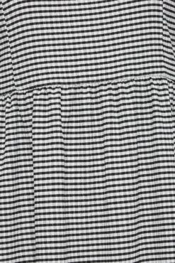 YOURS - Aangerimpelde Midi-jurk Met Textuur In Zwarte Gingham Ruit -NAOMI Kleding Winkel f71b4532 f5d9 41 137516 Z