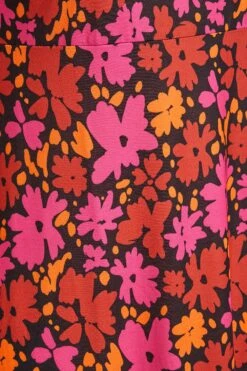 LIMITED COLLECTION - Maxi-jurk Met Bloemen, Vierkante Hals & Lange Mouwen In Rood -NAOMI Kleding Winkel ffb503b4 2dd5 40 214987 Z